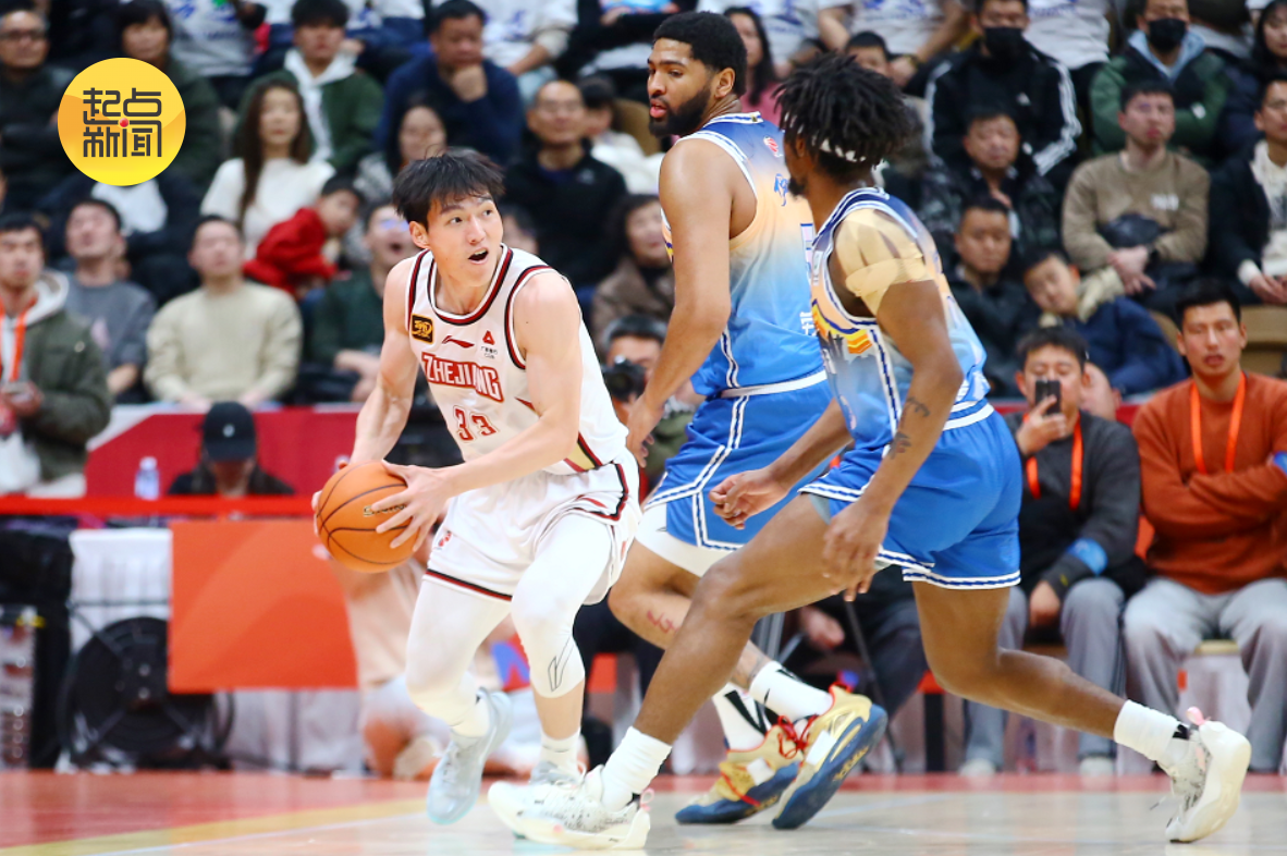 1xBit体育app-新疆男篮在激烈对决中战胜浙江队